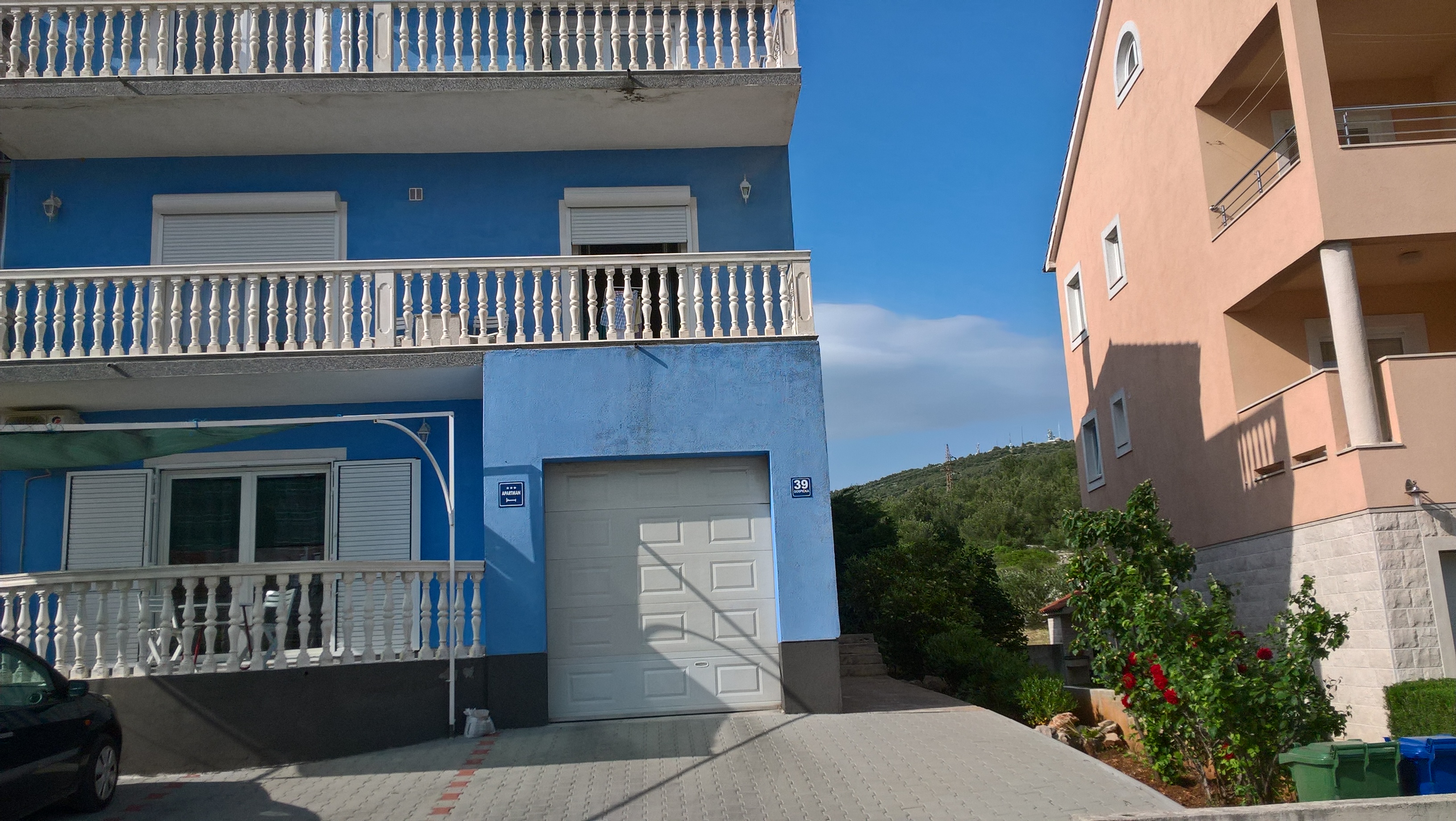 blue house apartmani sibenik